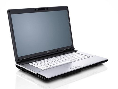 Eladó használt Fujitsu Lifebook E751 4GB RAM 500GB notebook