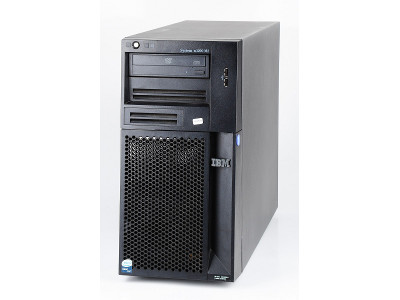 eladó használt IBM System x3200 m2 szerver